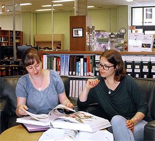 Students at the Science and Forestry Library